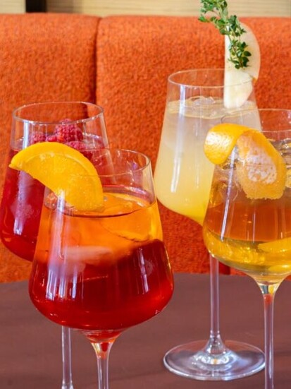 A variety of delicious spritz drinks offered at Der schöne Ernst.